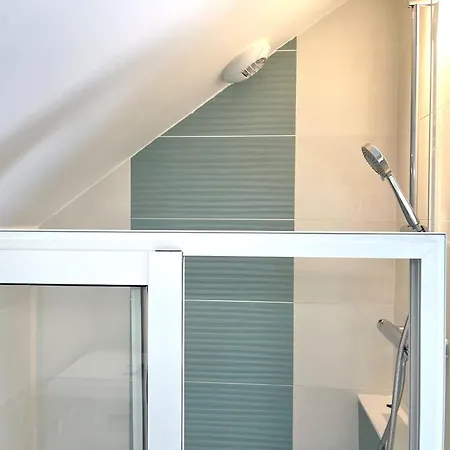 Claire-4 By Interhome