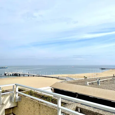 Claire-4 By Interhome